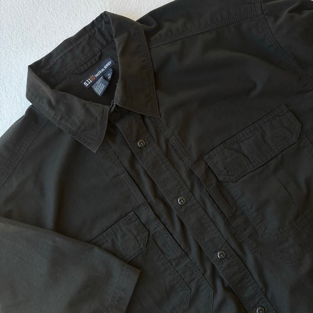 5.11 Tactical Series Men’s Button Up Shirt Men’s Size XL Black Vented Military